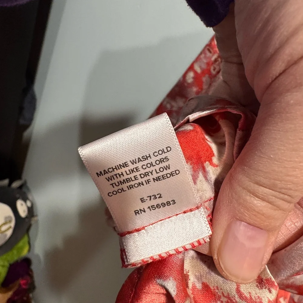 Evereve Coral Red / Pink Floral Blouse - Picture 6 of 6